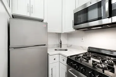 Rented by Cooper & Cooper Real Estate