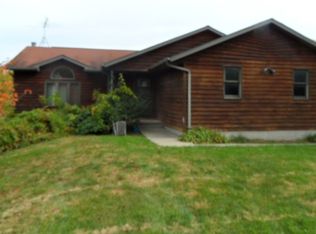 2466 Erickson St, Stoughton, WI 53589