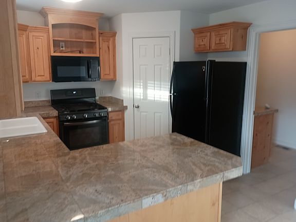 2nd image of 7614 S 1000 E