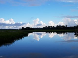 37 Whitners Landing Rd, Saint Helena Island, SC 29920