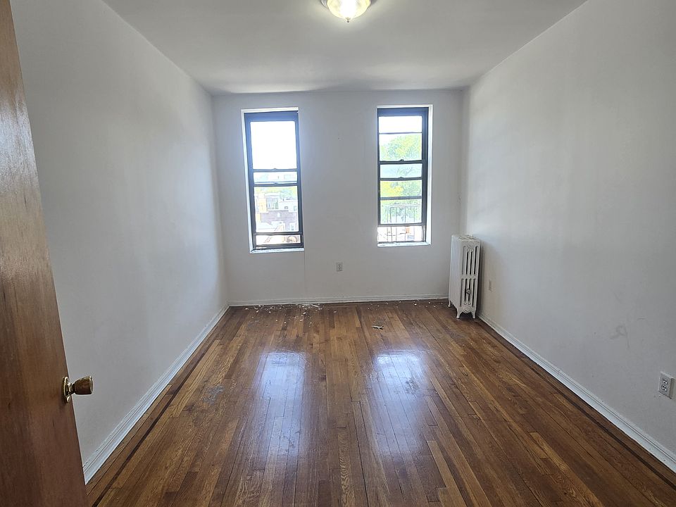 1st image of 3069 34th St APT 4E