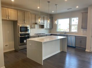 135 Berkeley Ave #D, Mooresville, NC 28117