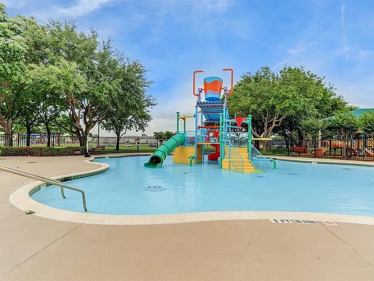 1707 Magnolia Lk — Photo 46