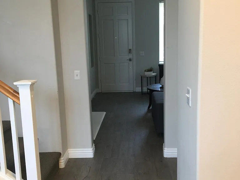 753 E Port Hueneme Rd — Photo 2
