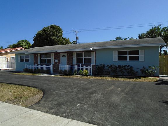 4th image of 1640 NE 62nd St #A