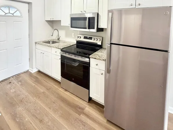 131 Cosey Beach Ave, East Haven, CT