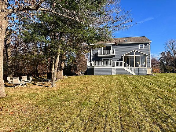 5th image of 2534 Briar Cliff Dr