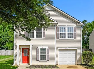 6325 Foster Brook Dr, Charlotte, NC 28216