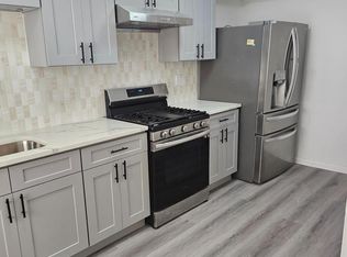 7039 Kindred St, Philadelphia, PA 19149