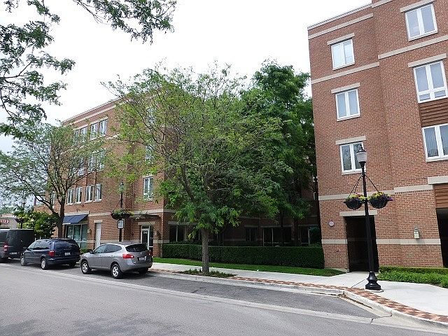 1st image of 5040 Warren St APT 304