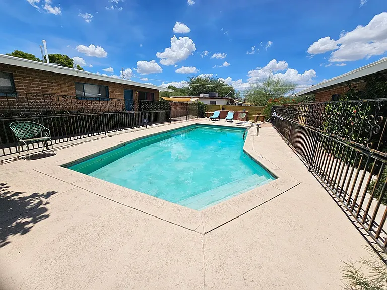 3019 E Alta Vista St — Photo 11