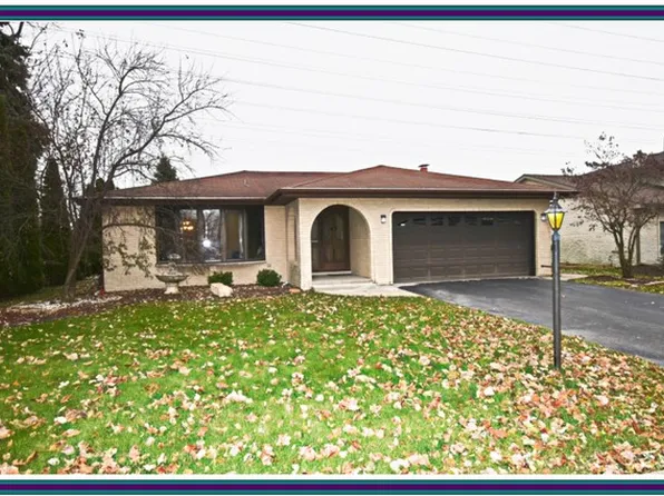 18243 De Jong Ln, Lansing, IL 60438