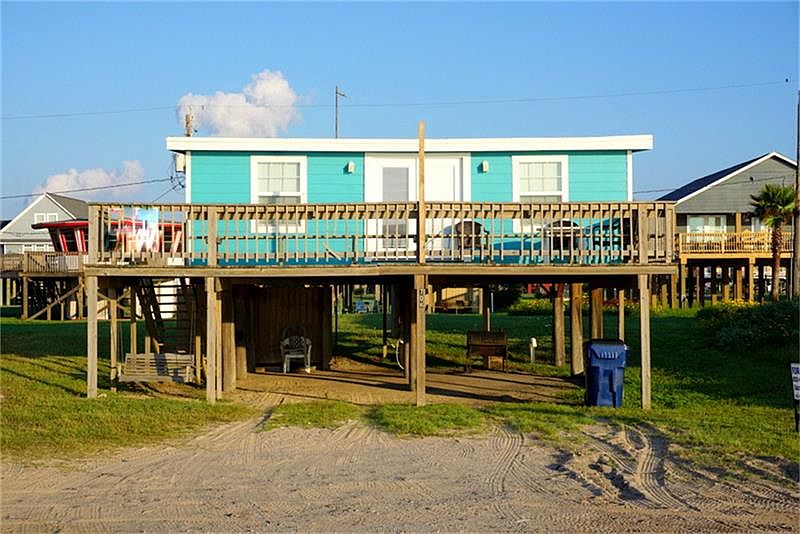 1st image of 706 Beach Dr
