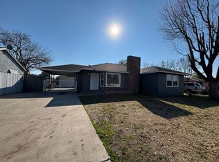 3332 E Weldon Ave, Fresno, CA 93703