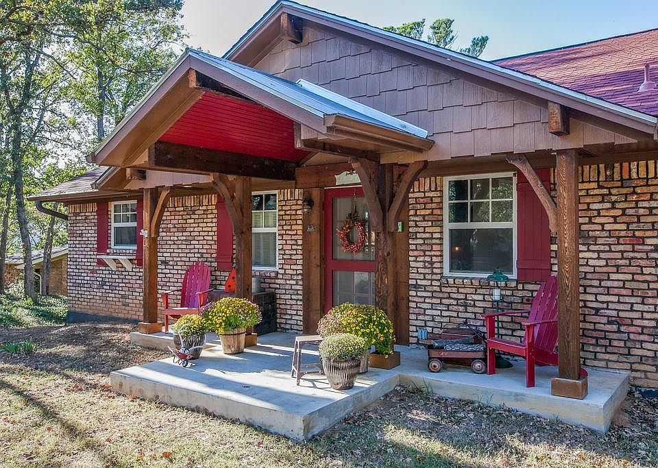1st image of 301 Highland Lake Dr