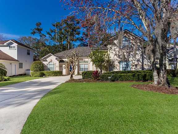 2nd image of 157 Bouganvilla Dr