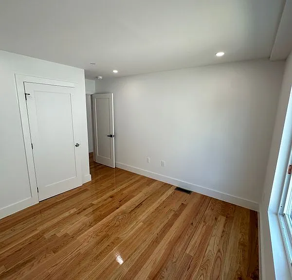 2217 Seymour Ave #1 — Photo 4