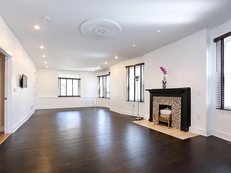 71 Rutgers St #1 — Photo 17