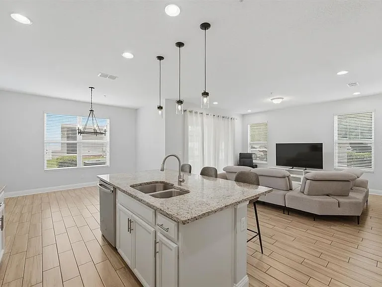 15691 Orange Harvest Loop — Photo 4