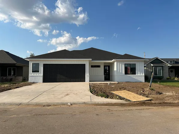 4430 N Sunny Cir, Wichita, KS 67205