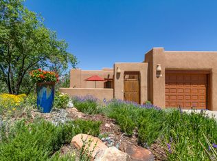 528 Vista De La Ciudad, Santa Fe, NM 87501