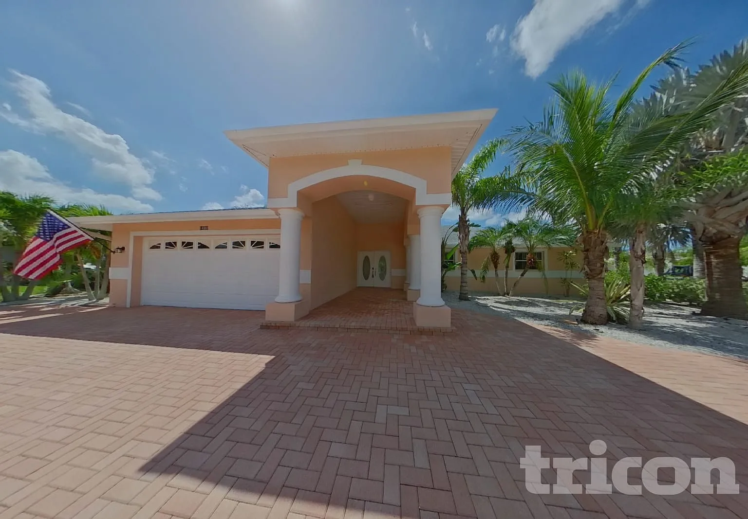 14980 Crown Drive Largo FL — Photo 2