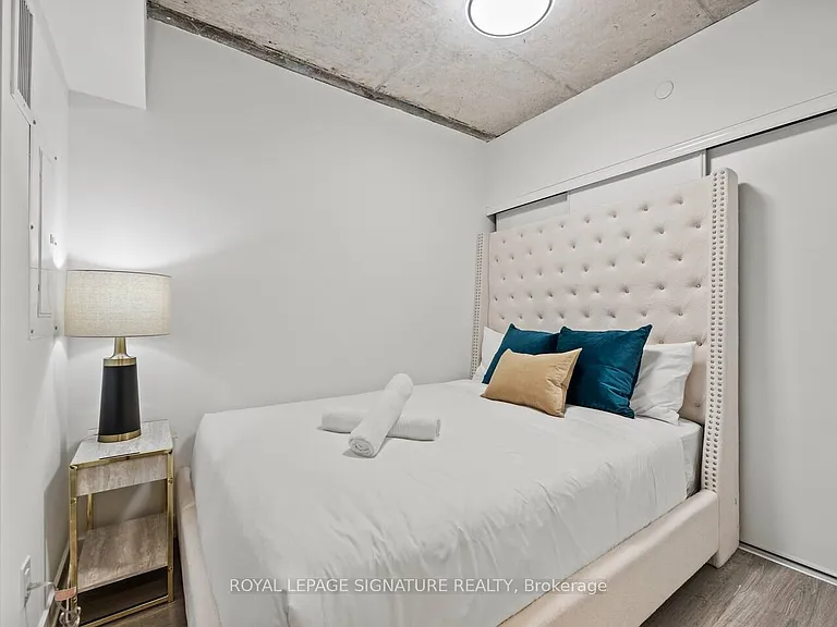 47 Mutual St #506 — Photo 13