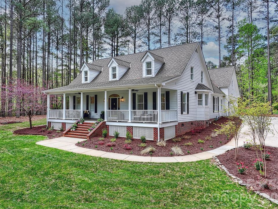 1st image of 271 Beaten Path Rd