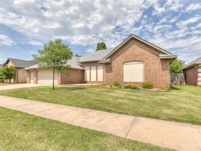 2717 Kingsley Ln, Oklahoma City, OK, 73128