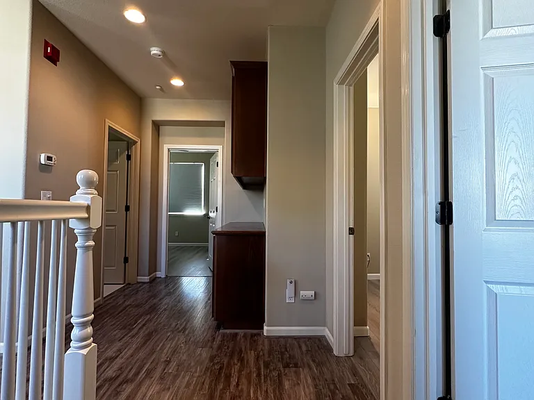 611 Falling Star Dr — Photo 15