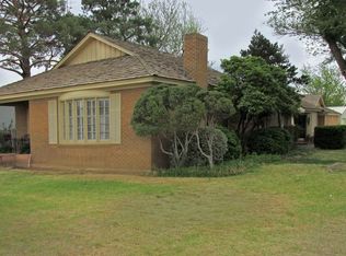 1111 W 11th St, Plainview, TX 79072