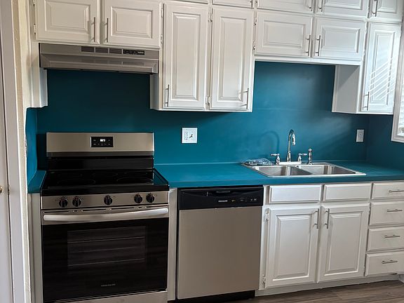 3rd image of 5558 Pinson St