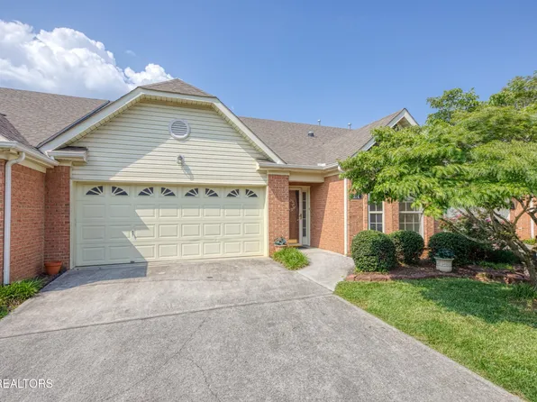 674 Applegate Ln #32, Knoxville, TN 37934
