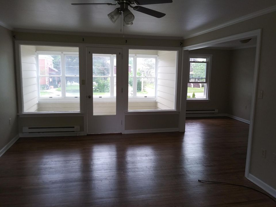 2nd image of 205 E Pine St #2