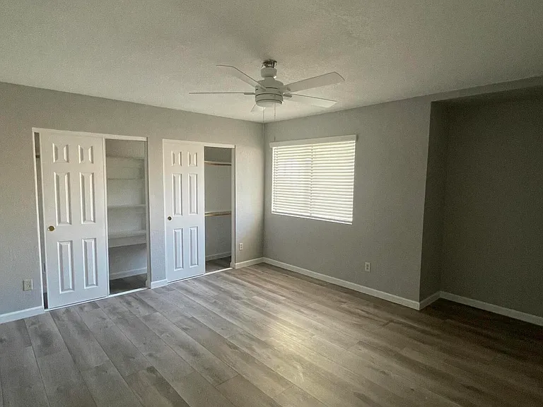 456 E Silver Creek Rd — Photo 12