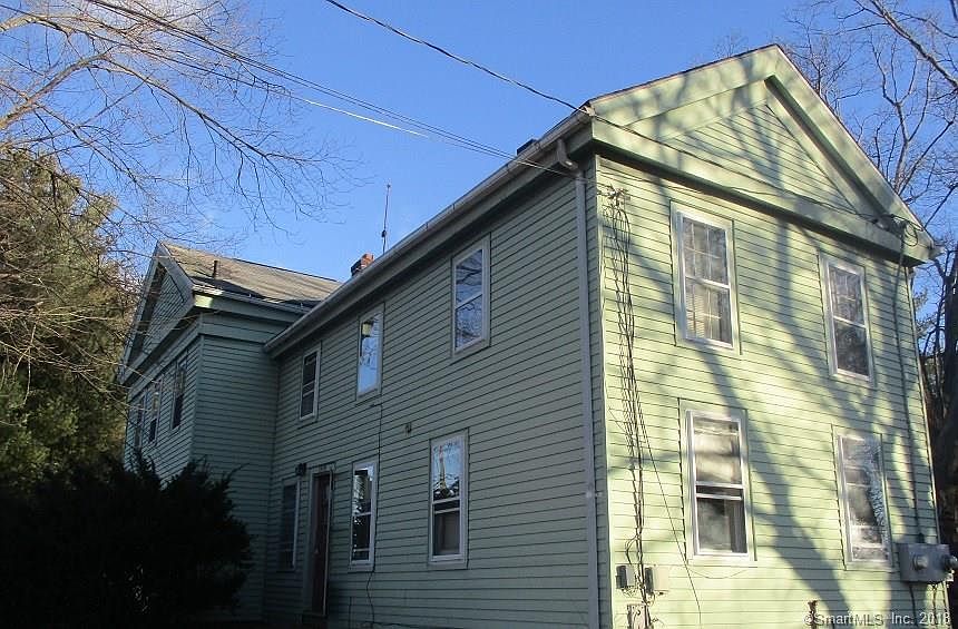 2nd image of 1484 E St N