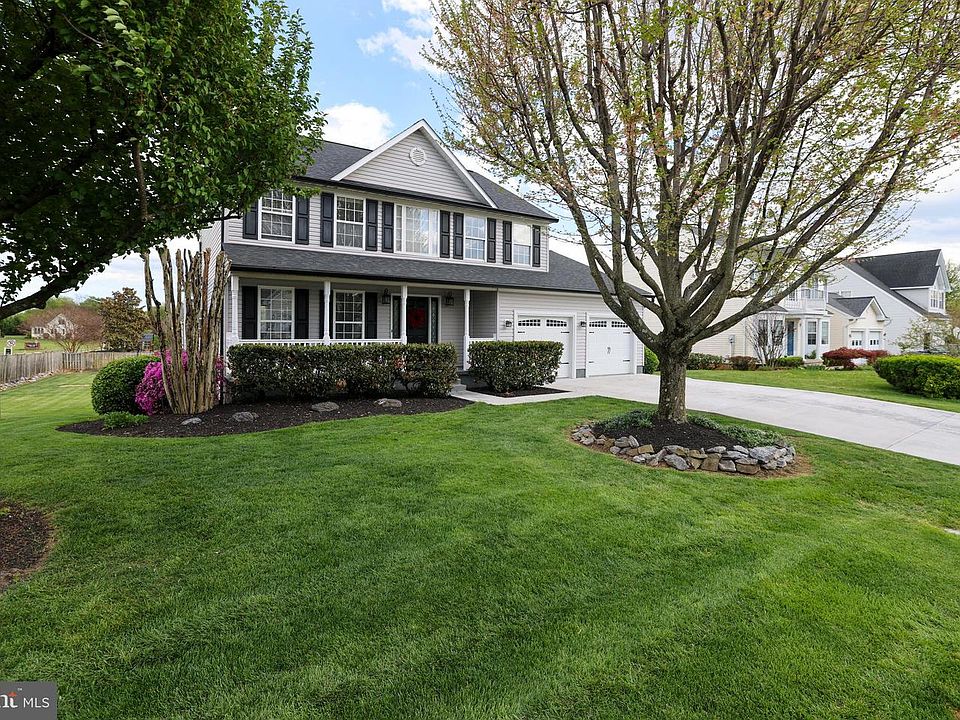 1st image of 328 Jackson Dr