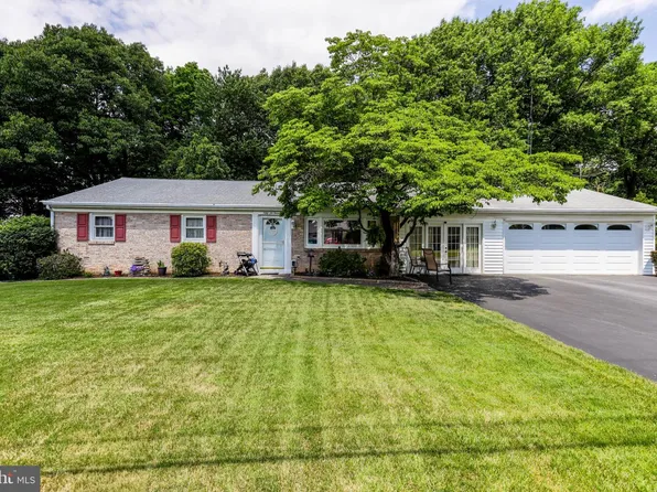 5620 Plain View Rd, Harrisburg, PA 17111