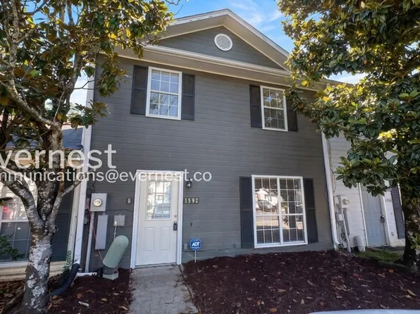 1592 King James Dr, Alabaster, AL 35007