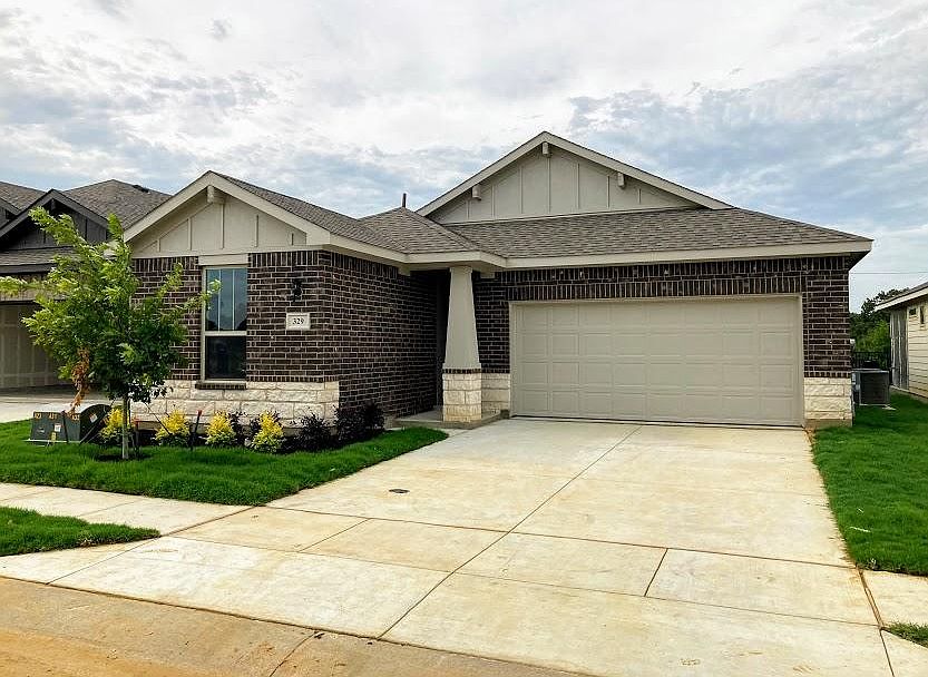1st image of 312 Rebecca Ln