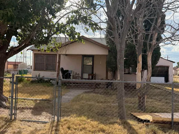119 S 5th St, Jal, NM 88252