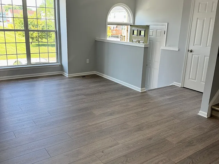 451 Feather Dr — Photo 1