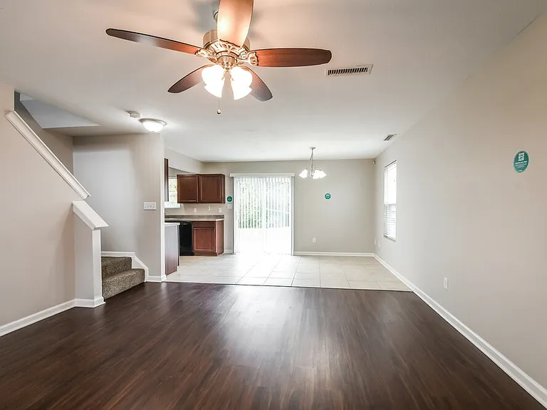 3039 Brandenburg Dr — Photo 11