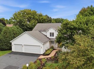 11497 Ridgecrest Dr, Roscoe, IL 61073
