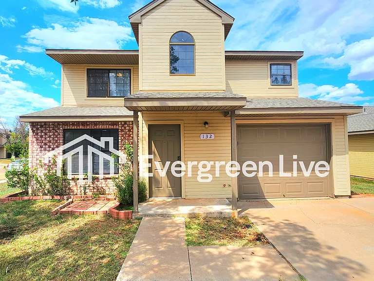 132 Hound Ct — Photo 1