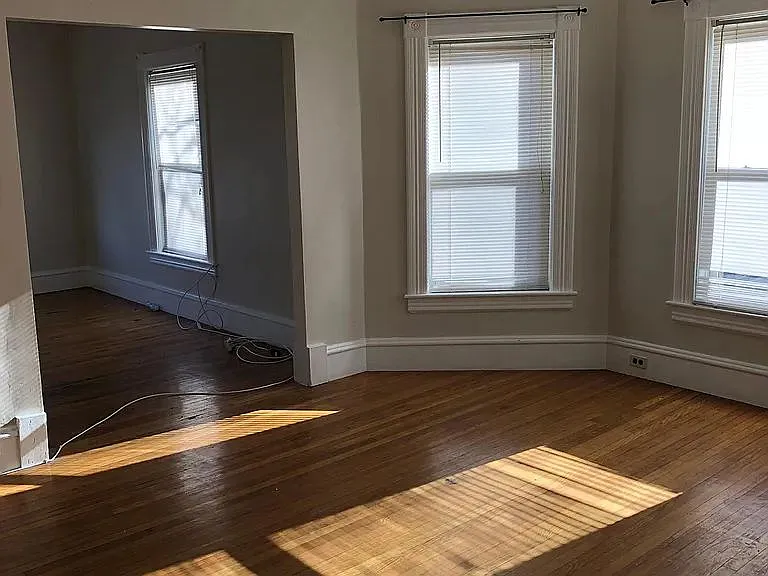 3 Belmont St #2 — Photo 8