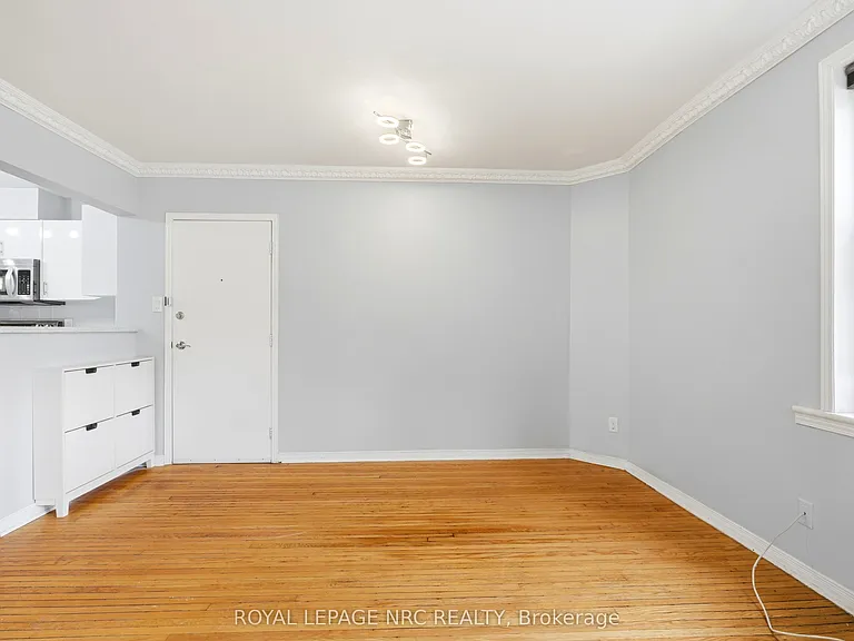 356 N Hunter St E #11 — Photo 16