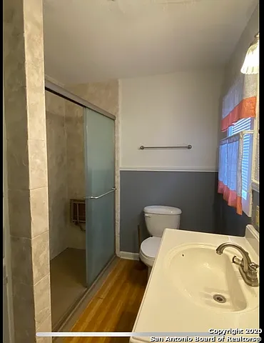 1130 Sims Ave — Photo 5