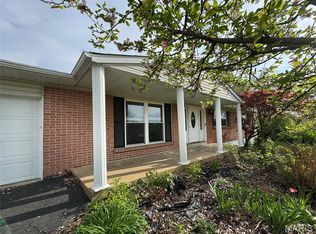 11148 De Malle Dr, Saint Louis, MO