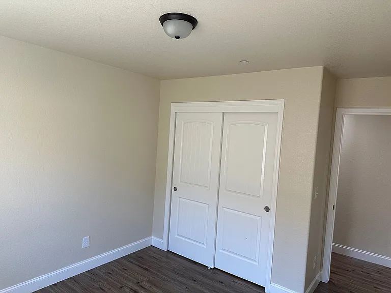 1338 Hermosa Dr — Photo 22